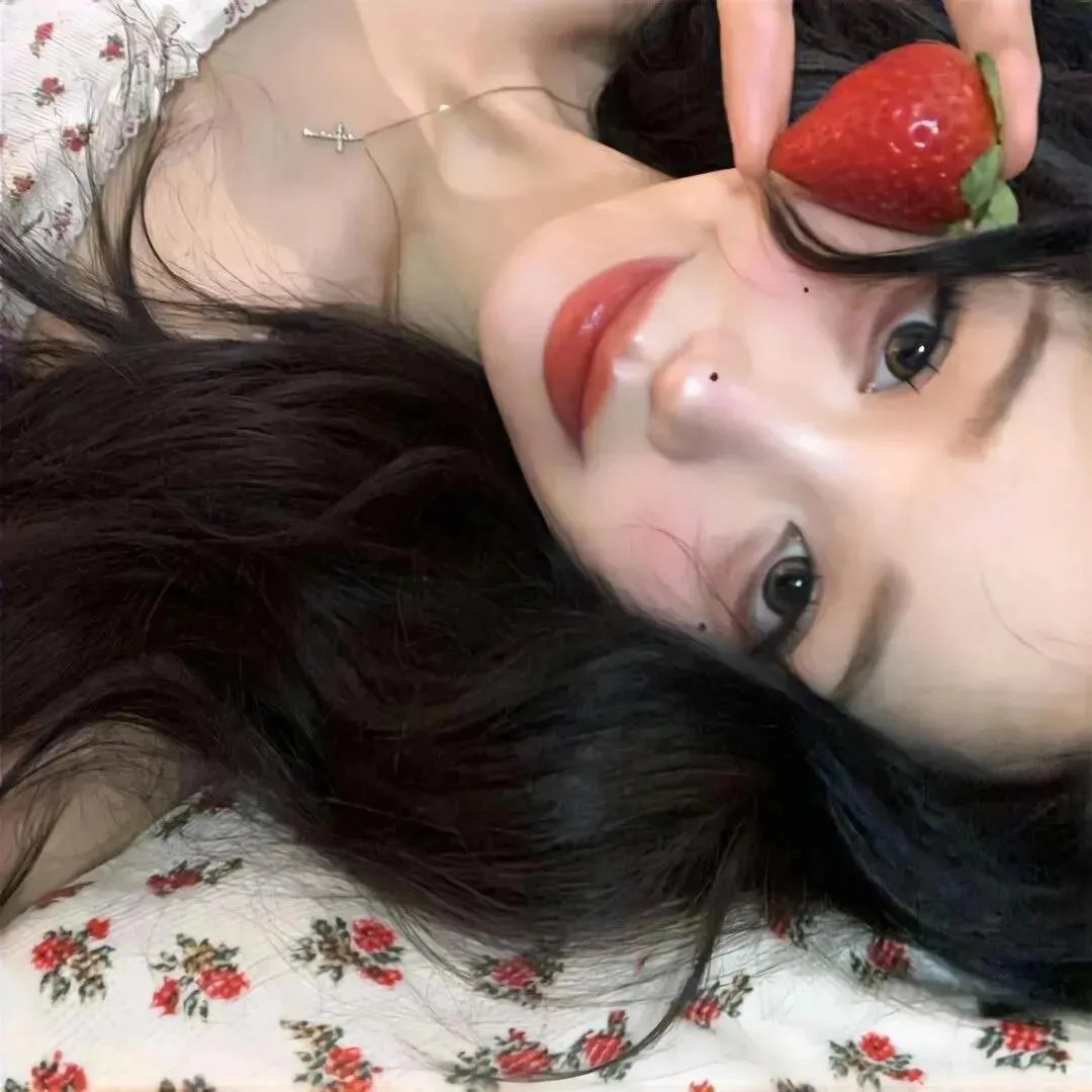 毛骨悚然之红衣男孩
